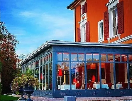 Du Bois Blanc Domaine D'epeyssoles Georges Blanc Hotel 4*