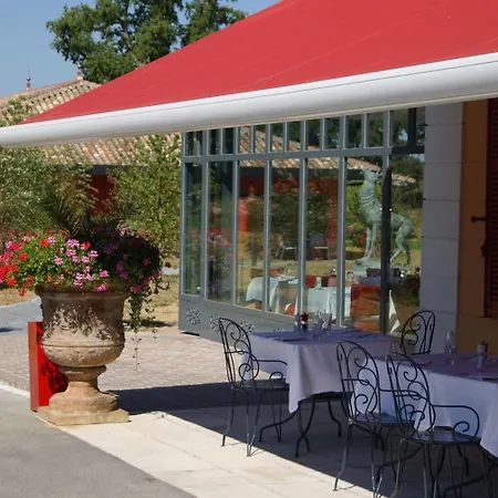 Du Bois Blanc Domaine D'epeyssoles Georges Blanc 4* Vonnas
